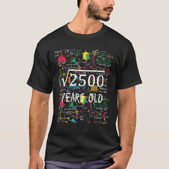 Camiseta 50º aniversário A Matemática Engraçada Amava Prese (Frente)