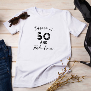 Camiseta 50 e fabulosa tipografia branca e negra elegante