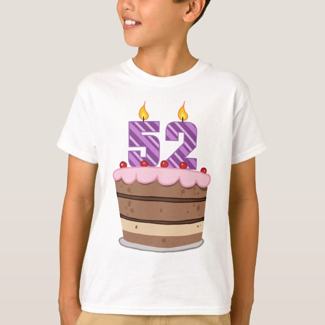 Camiseta 52 anos de idade no Bolo de Aniversário (Frente)