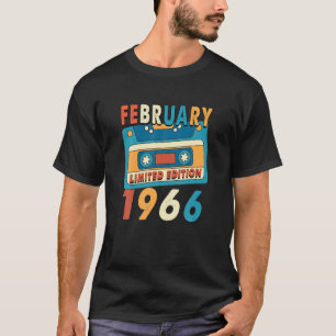 Camiseta 56 anos de idade de presente desde fevereiro de 19