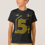 Camiseta 5 Birthday Excavator Vehicle Construction Party<br><div class="desc">Esta bela camisa de aniversário de veículos de construção apresenta escavadoras e caminhões de lixo em volta de um campo de escavação número 5 e faz a camisa perfeita de construção de 5 para meninos, meninas, crianças que adoram bulldozers, escavadoras, caminhões de lixo. Compartilhe o seu amor pelos veículos de...</div>