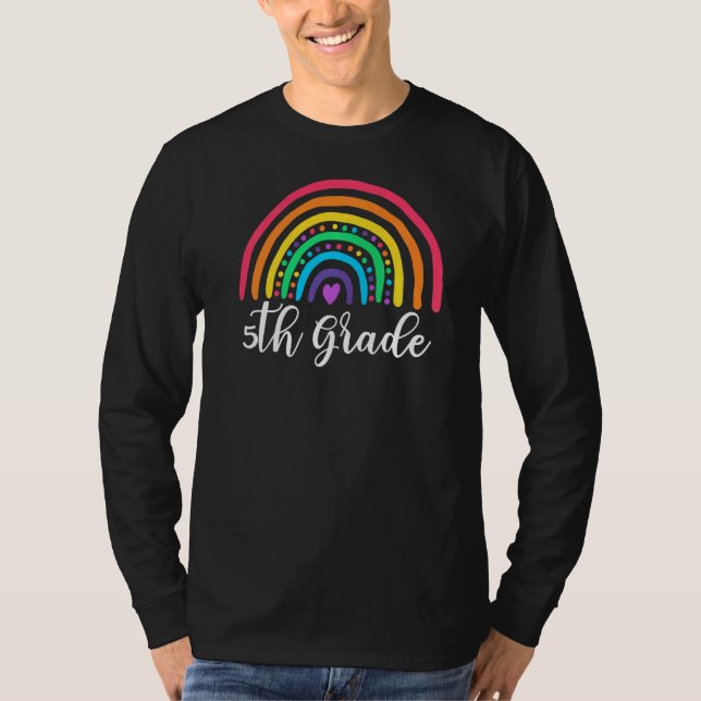 Camiseta 5 Grau Rainbow Girls Boys Equipe de Professores Qu (Frente)