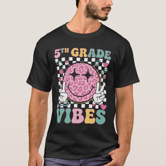 Camiseta 5 Grau Vibes Groovy De Volta À Escola Quinto Grau (Frente)