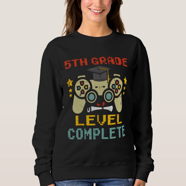Camiseta 5th Grade Level Complete Gamer First Grade Graduat (Frente)