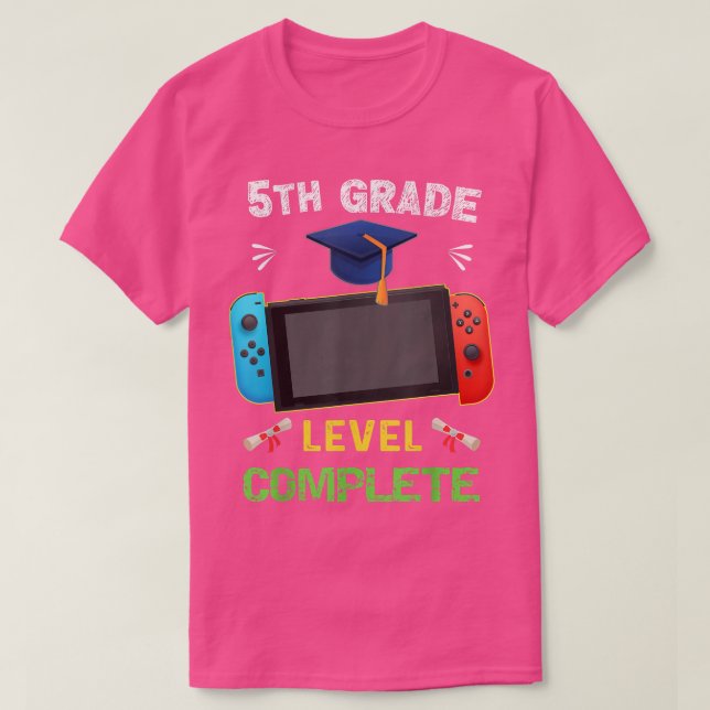 Camiseta 5th grade Level Complete Graduation gaming class 2 (Frente do Design)