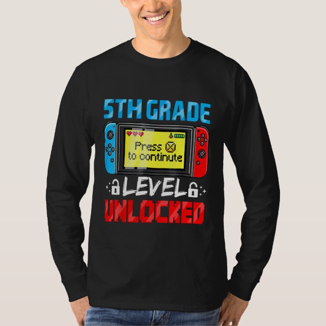 Camiseta 5th Grade Level Unlocked Gamer First Day Of School (Frente)