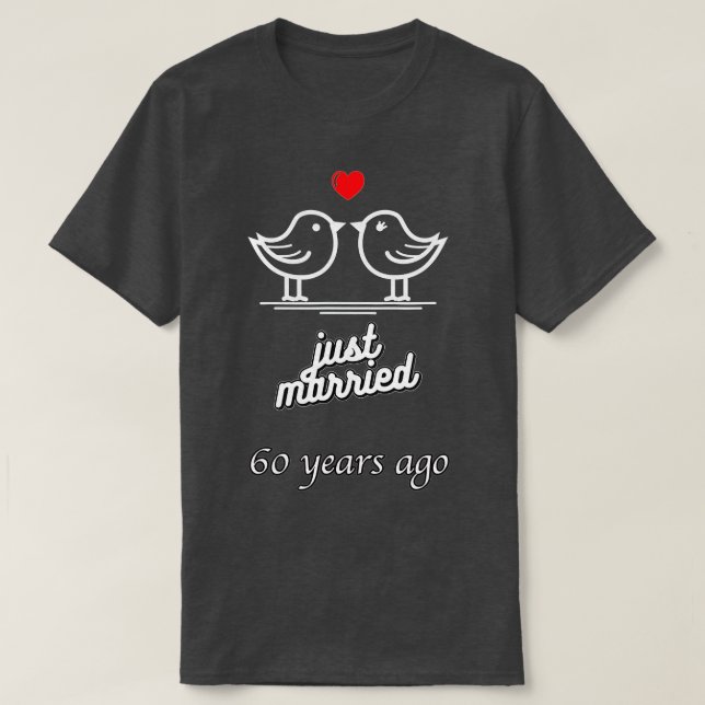 Camiseta 60º Aniversário de Casamento - Casados há 60 Anos (Frente do Design)