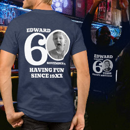 Camiseta 60º Aniversário, texto branco com foto dupla later