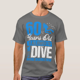 Camiseta 60 Birthday Scuba Merging Scuba Diver 60 Anos
