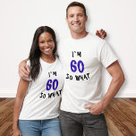 Camiseta 60, então, que engraçada Festa de aniversário 60<br><div class="desc">60, Que Engraçada Cota 60ª T-Shirt Festa de aniversário. Esta camiseta é uma maneira humorística e brincalhona de celebrar o 60º aniversário de um homem. A camisa apresenta uma citação espirituosa que brinca com a ideia do envelhecimento e encoraja o usuário a abraçar sua idade com humor. É um presente...</div>