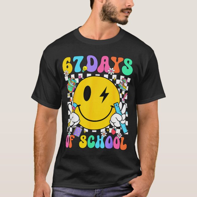 Camiseta 67 Days Of School Smile Face 67 Days Smarter Teach (Frente)