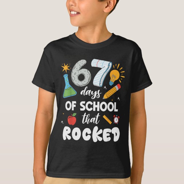 Camiseta 67 Days Of School That Rocked  (Frente)