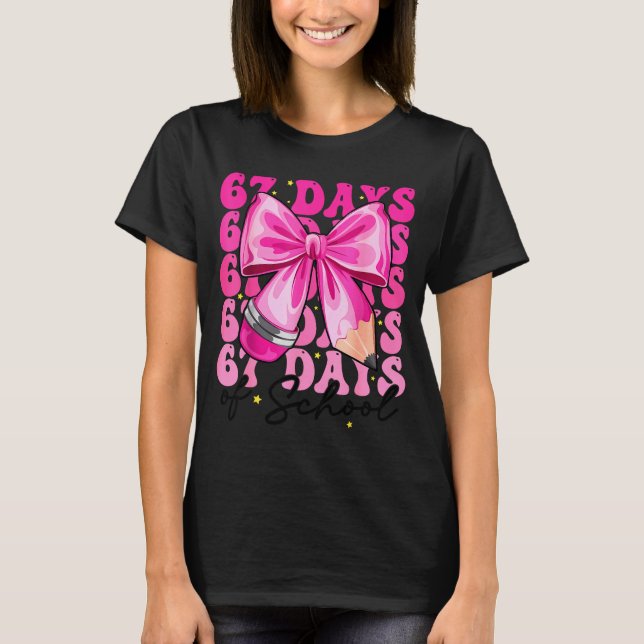 Camiseta 67 Dias De Escola Coquette Bow Six Seven Meme Prof (Frente)