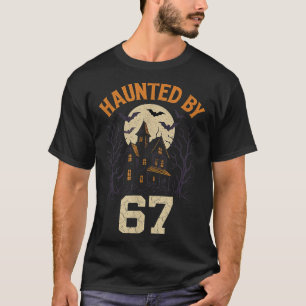 Camiseta 67 Fantasia de Halloween do Meme Assombrada Por 6-