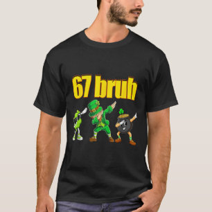Camiseta 67 meme dabando duende trevo pote de ouro st