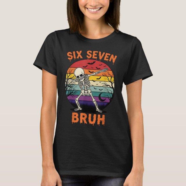 Camiseta 67 Meme de Halloween Números de Esqueleto Divertid (Frente)