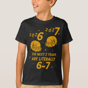 Camiseta 67 Nye 2026 Garotos Engraçados Festa de Réveillon