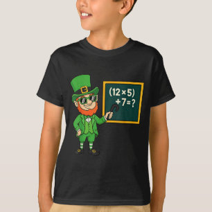 Camiseta 67 Piadas Dia De São Patrício Professor De Matemát