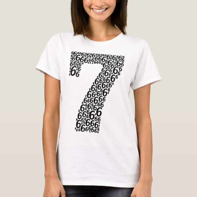 Camiseta 67 Sessenta e Sete Design de Fantasia de Halloween (Frente)