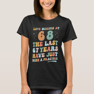 Camiseta 68.º aniversário Homem Mulher 2023 Groovy Life com