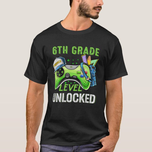 Camiseta 6 Nível de Roupa de 1º Dia Desbloqueado (Frente)