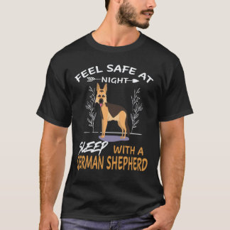 Camiseta 6 Sinta-se Seguro à Noite Durma Com Um Pastor Alem