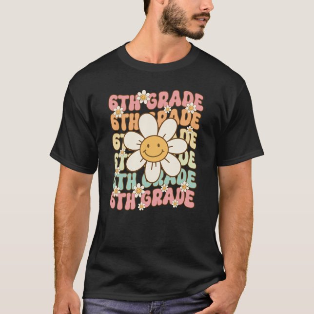 Camiseta 6th Grade Retro Flower friend (Frente)