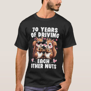 Camiseta 70 Anos Enlouquecendo Um ao Outro Casal de Esquilo