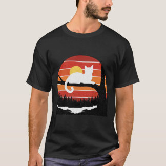 Camiseta 70s 80s Style Cat on Tree Branch Sunset Art