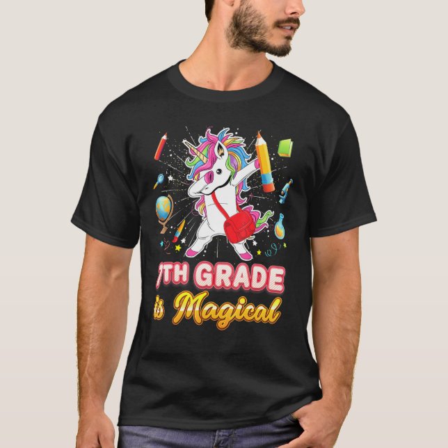 Camiseta 7 Grau É Mágico Dabbing Unicorn de volta à escola (Frente)