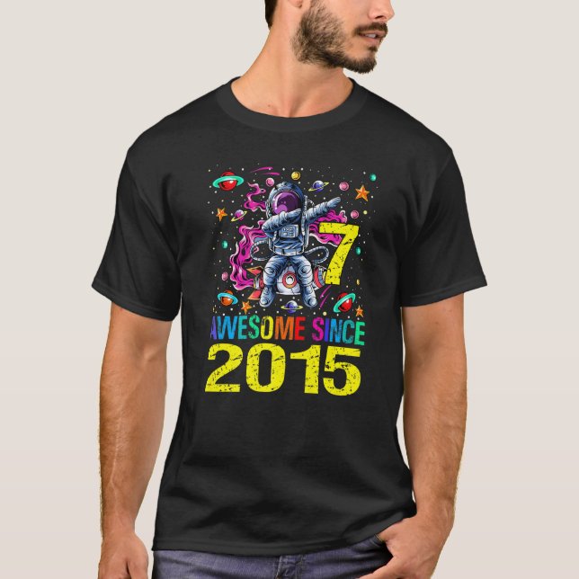 Camiseta 7 Impressionante Desde 2015 Astronaut 7 no Espaço  (Frente)