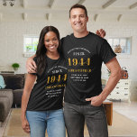 Camiseta 80 Birthday 1944 Add Name Black Dourada Party<br><div class="desc">80 de Aniversário Personalizado Guest of Honor Black and Dourado T-Shirt - Nascer 1944 Edition. Celebre seu aniversário de marco em estilo com nossa t-shirt de convidado de honra do 80. Nossa árvore preta e dourada é a peça de declaração perfeita para esta ocasião especial. Com um design que orgulhosamente...</div>