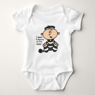 Camiseta 9 meses no prisioneiro interno do bebê