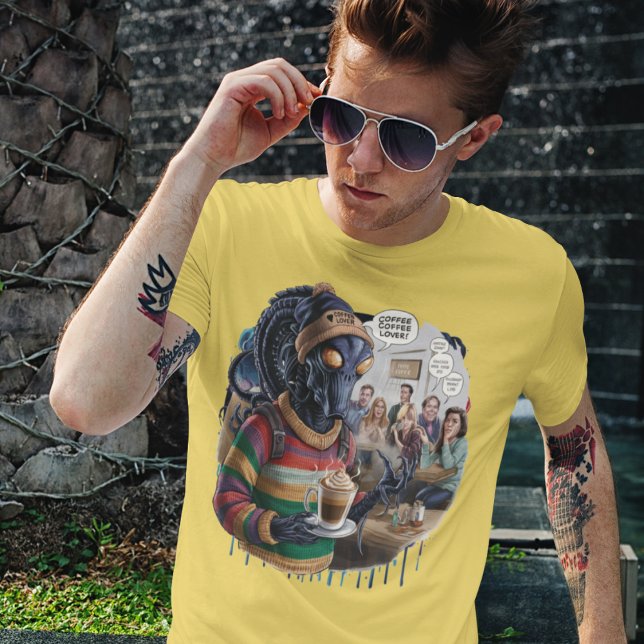 Camiseta A alienígena bonita para amantes de café (Criador carregado)