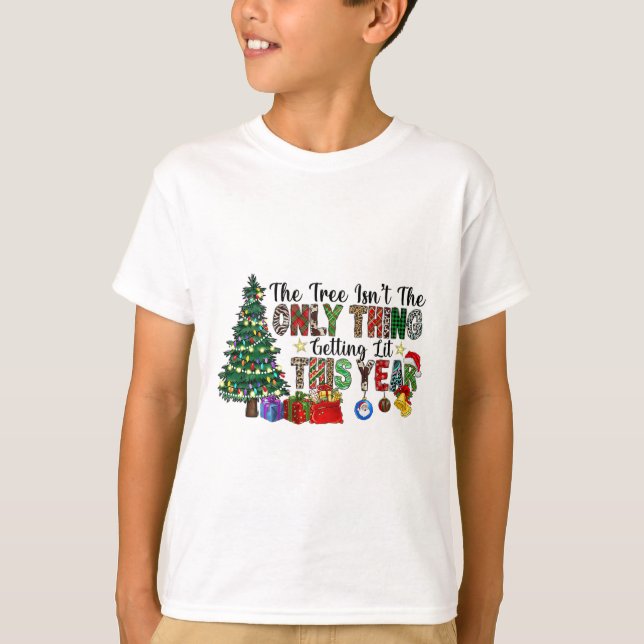 Camiseta A Árvore Não É a Única Coisa Sendo Iluminada Este  (Frente)