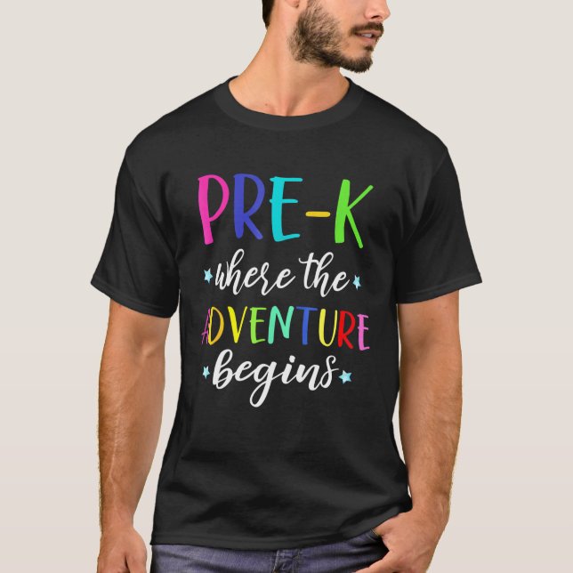 Camiseta A Aventura de Professores Pré-K Começa A Pré-Escol (Frente)