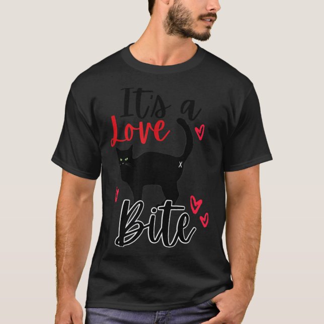 Camiseta A Cat Bite Means Love, Kitty Valentines  (Frente)