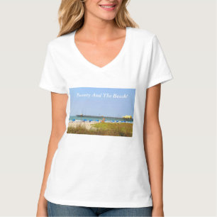 Camiseta A cena da praia, diz a "beleza e a praia! "