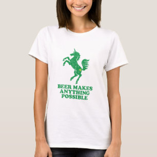 Camiseta A cerveja torna qualquer coisa possível