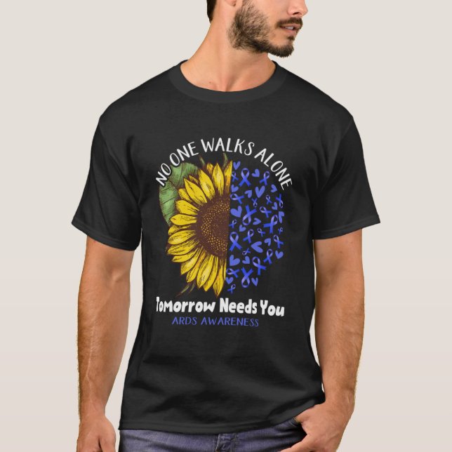 Camiseta A consciência de que ninguém caminha sozinho amanh (Frente)