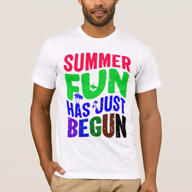 Camiseta A Diversão De Verão Acabou De Começar (Frente)