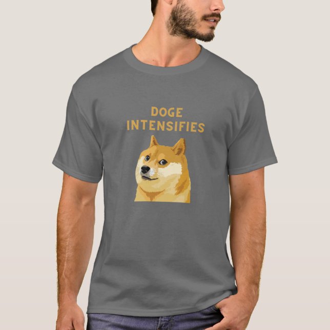 Camiseta A Dogecoina Intensifica A Criptomoeda (Frente)