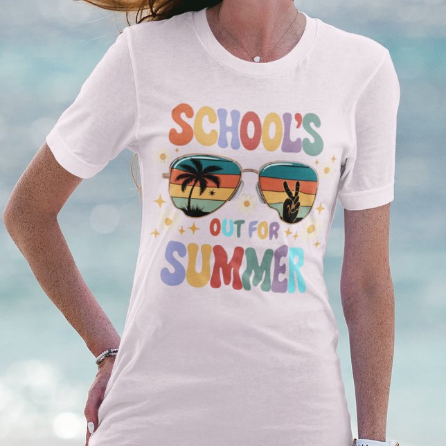 CAMISETA A ESCOLA ESTÁ NO VERÃO (Criador carregado)