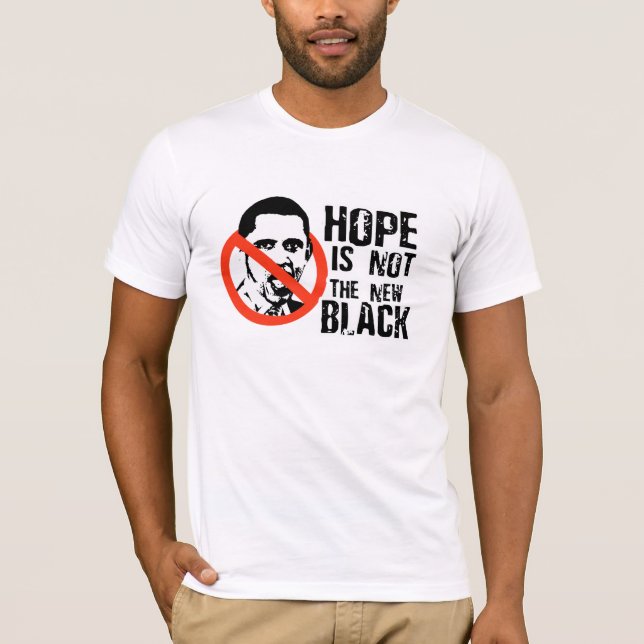 CAMISETA A ESPERANÇA NÃO É O PRETO NOVO (Frente)