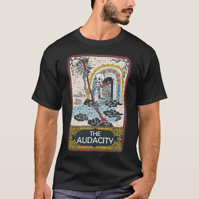 Camiseta A Estética Da Bruxa De Leitura De Cartão De Audaci (Frente)