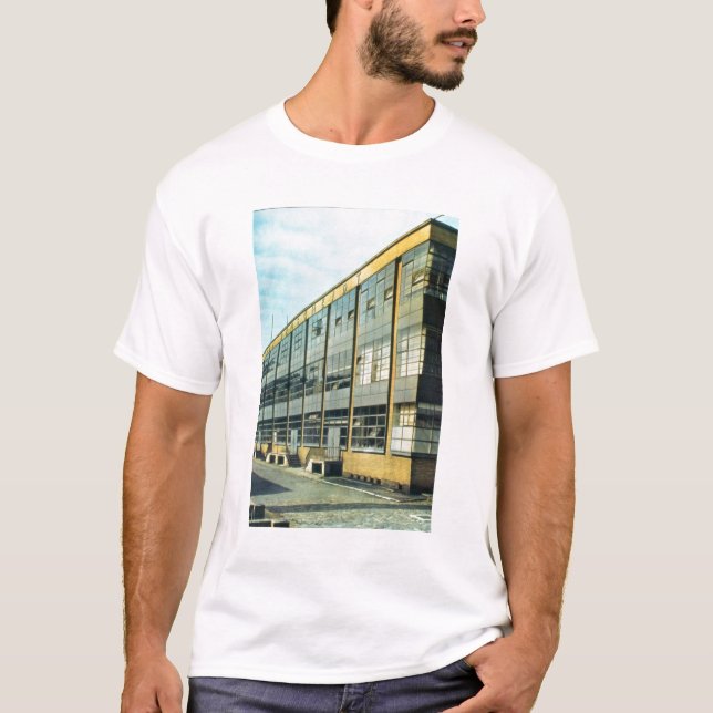 Camiseta A fábrica de calçados do Fagus, projetada por (Frente)