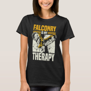 Camiseta A Falcoaria É Minha Terapia Falcoeira