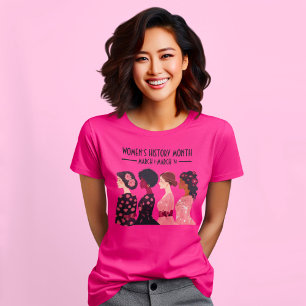 Camiseta A história das mulheres no mês mundial é cor de ro