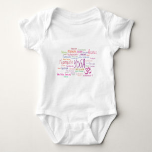 Camiseta A ioga elegante levanta o teste padrão cor-de-ros