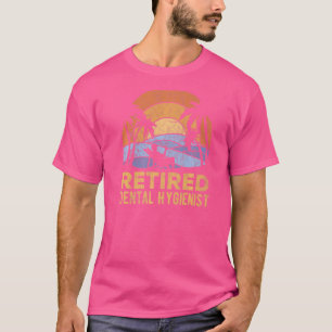 Camiseta A Lenda Aposentou A Higienista Dental